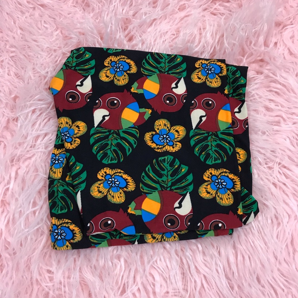 LuLaRoe NWOT Bird TC (10-20) Leggings